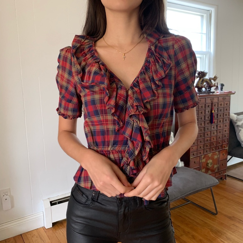 Plaid ruffle blouse 🌹